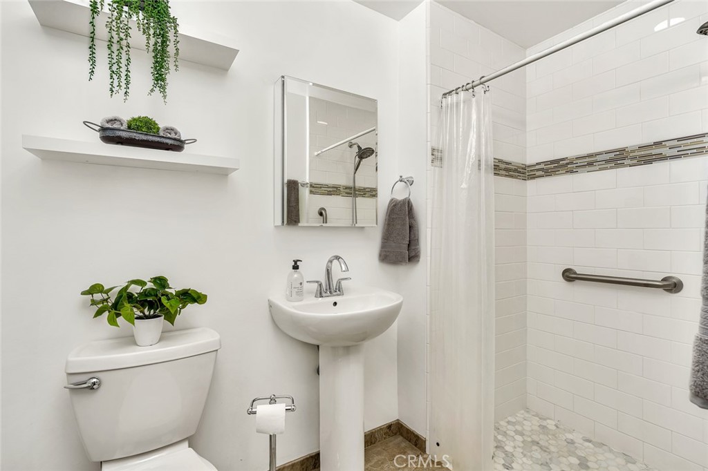 1586 Underwood Ave, Atwater, CA 95301