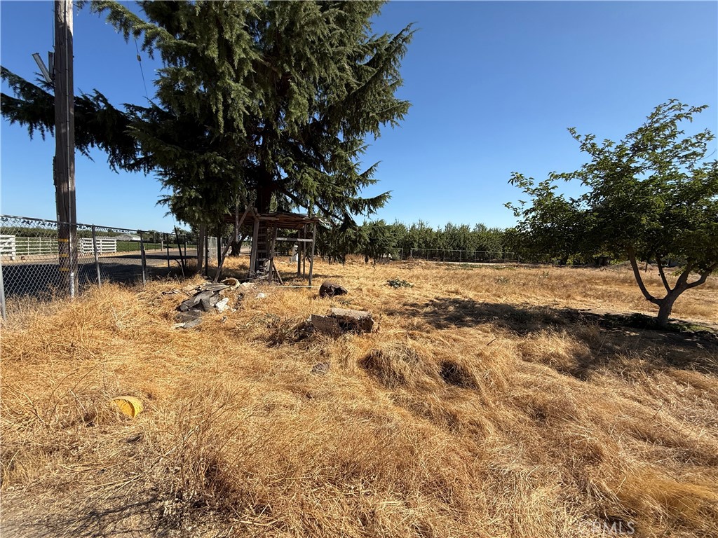 1236 Hull Rd, Atwater, CA 95301
