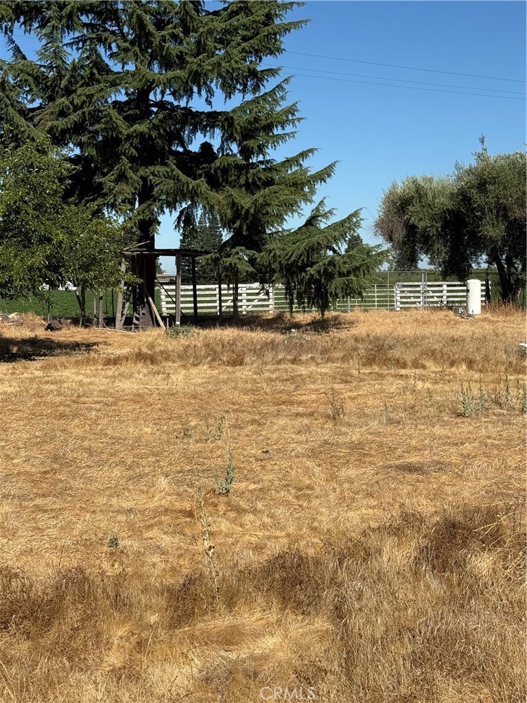 1236 Hull Rd, Atwater, CA 95301