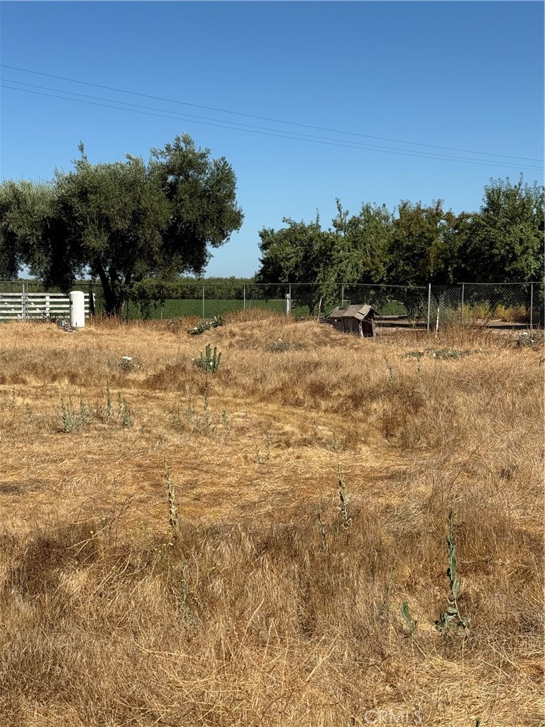 1236 Hull Rd, Atwater, CA 95301