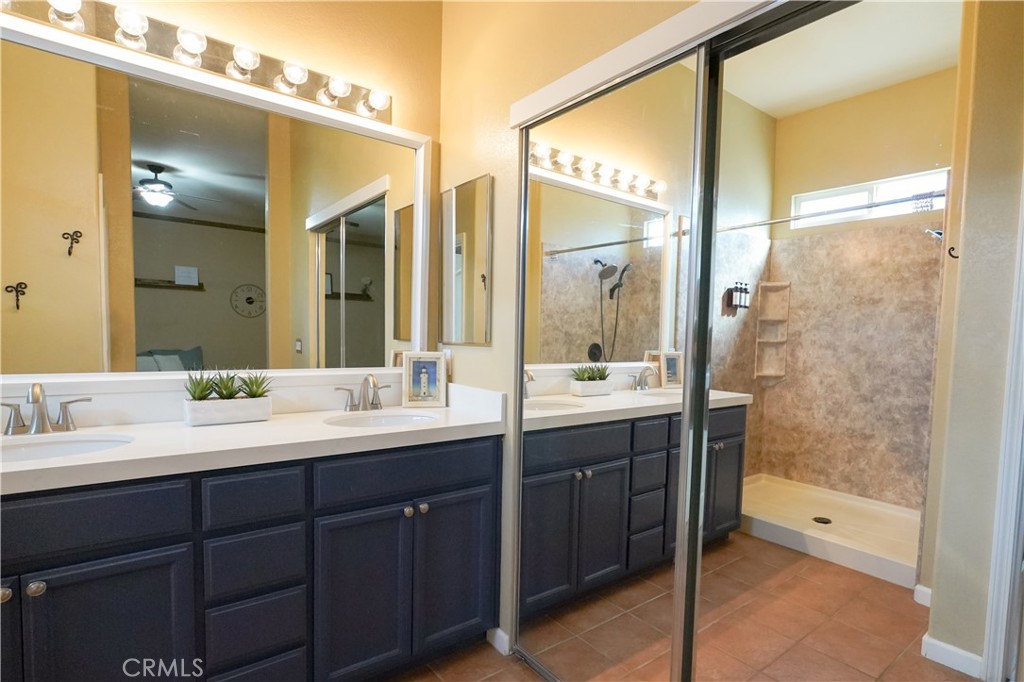 2092 Patriotic Dr, Atwater, CA 95301