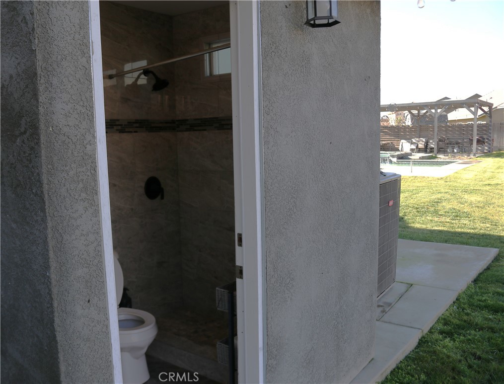 2097 Dogwood Ct, Atwater, CA 95301