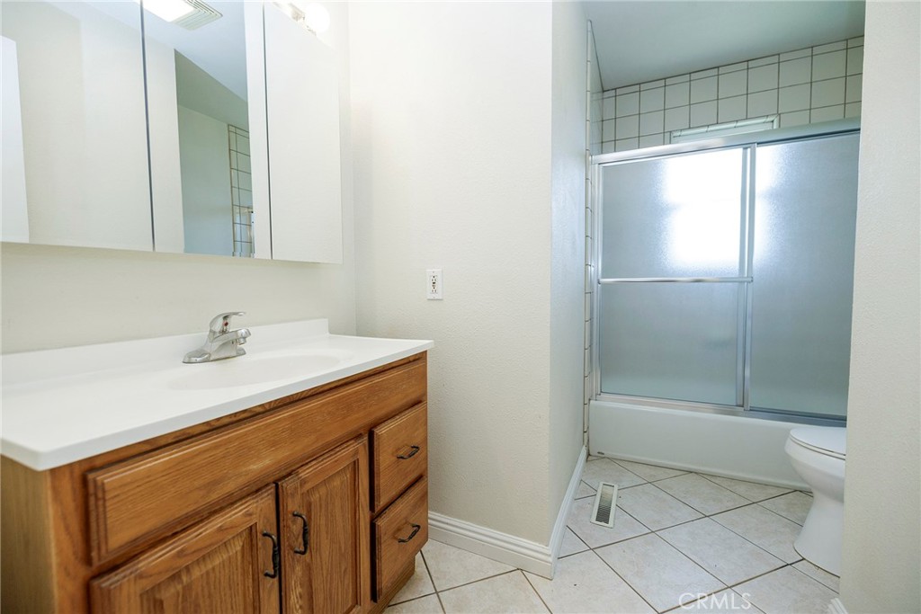 2246 First St, Atwater, CA 95301