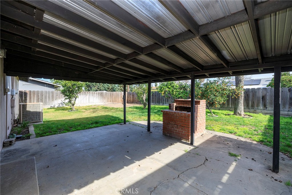 2246 First St, Atwater, CA 95301