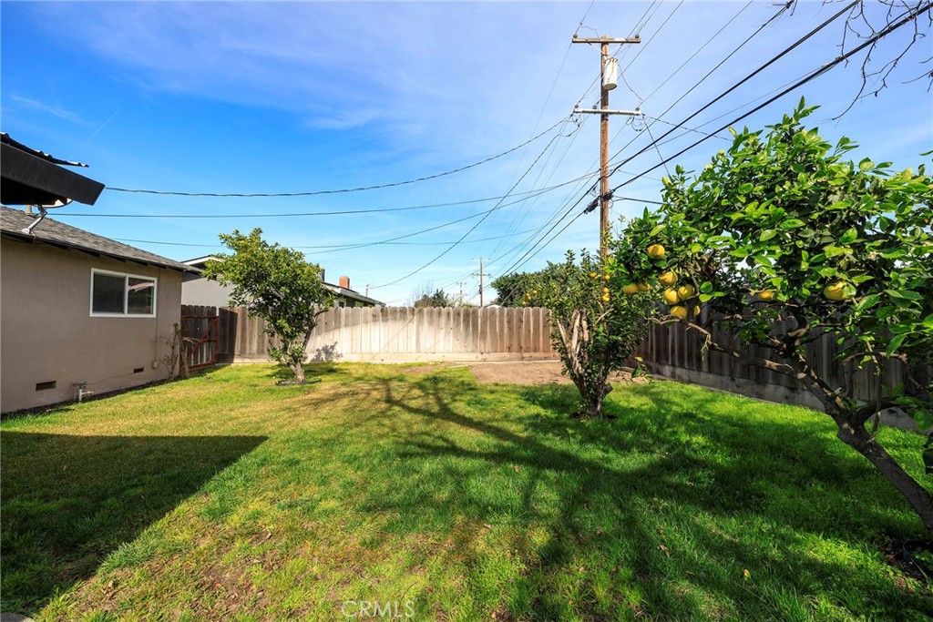 2246 First St, Atwater, CA 95301