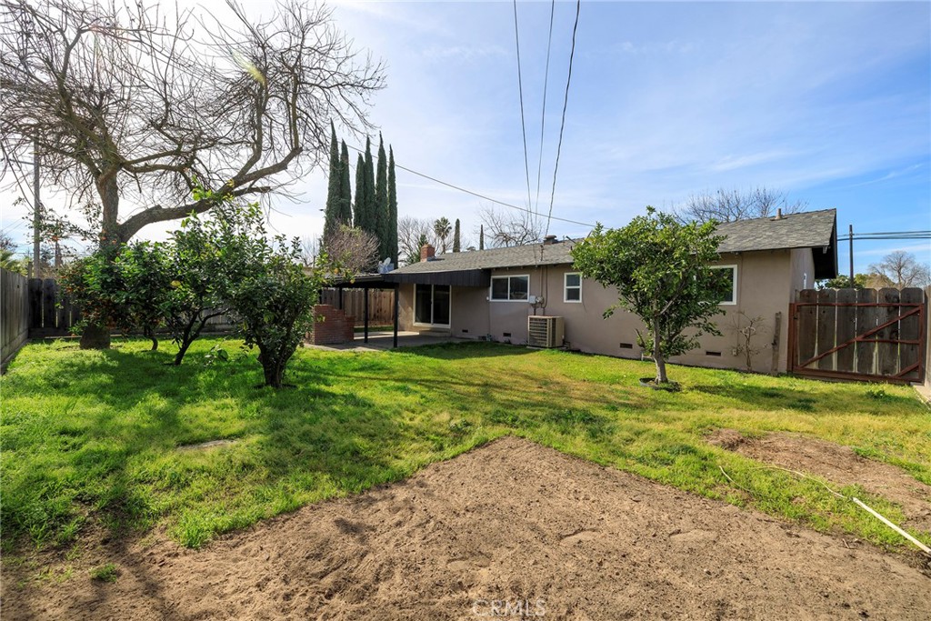 2246 First St, Atwater, CA 95301