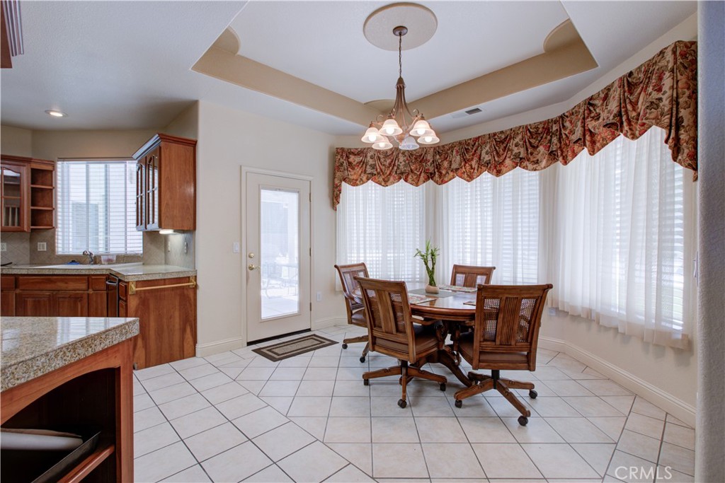 5261 Lucille Ln, Atwater, CA 95301