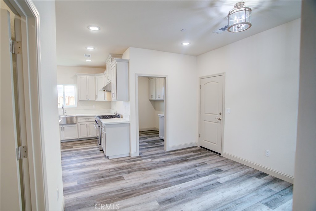 160 Jeanna Dr. Ct, Atwater, CA 95301