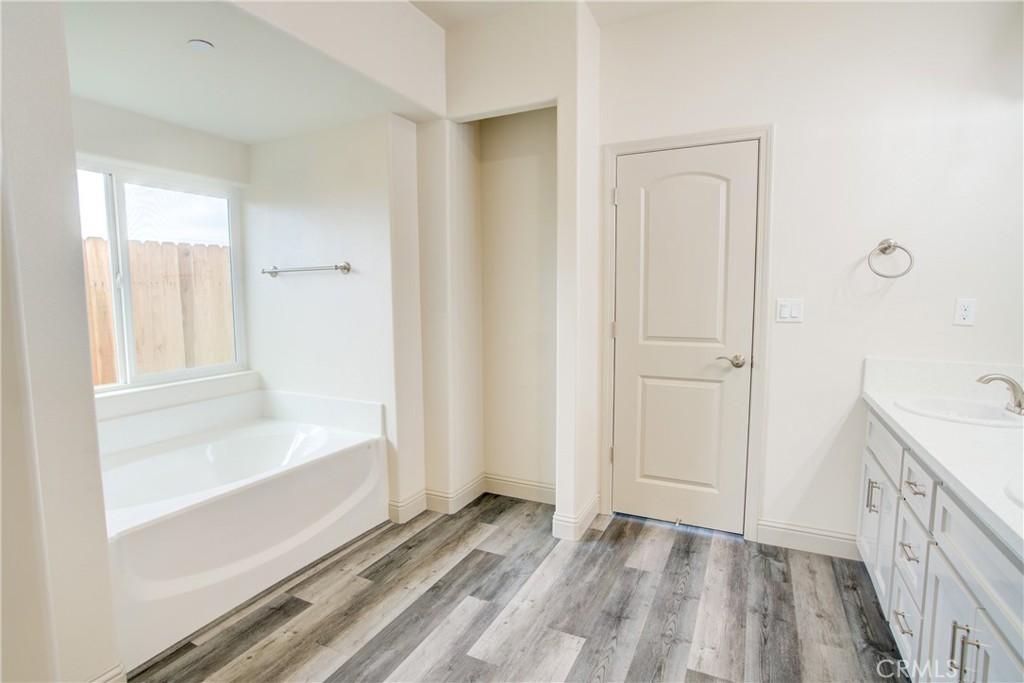 160 Jeanna Dr. Ct, Atwater, CA 95301