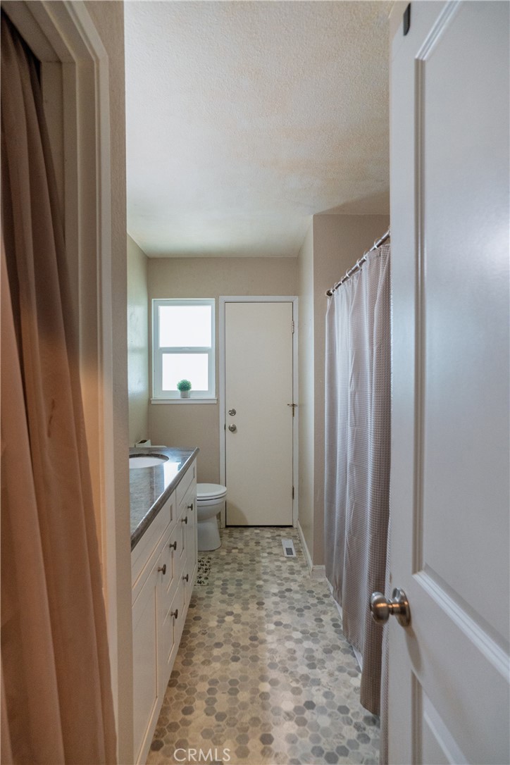 2390 Fruitland Ave, Atwater, CA 95301