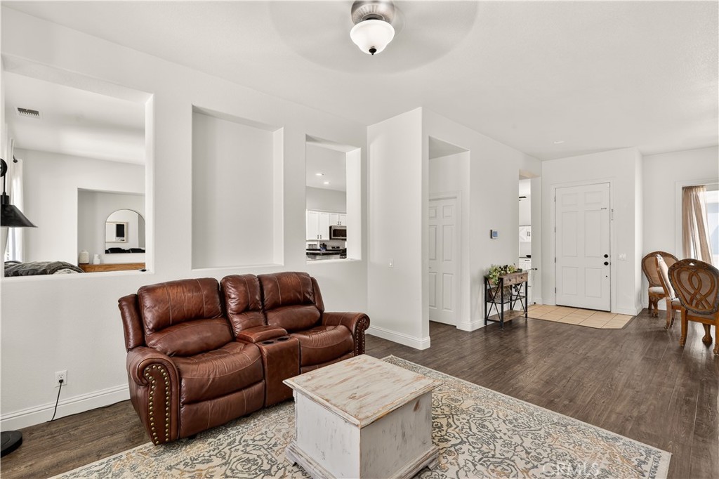 860 Sandstone Way, Atwater, CA 95301