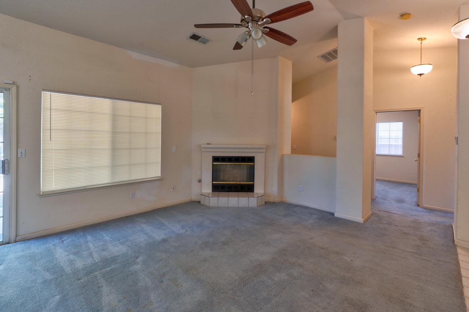 205 Clipper Ct, Atwater, CA 95301