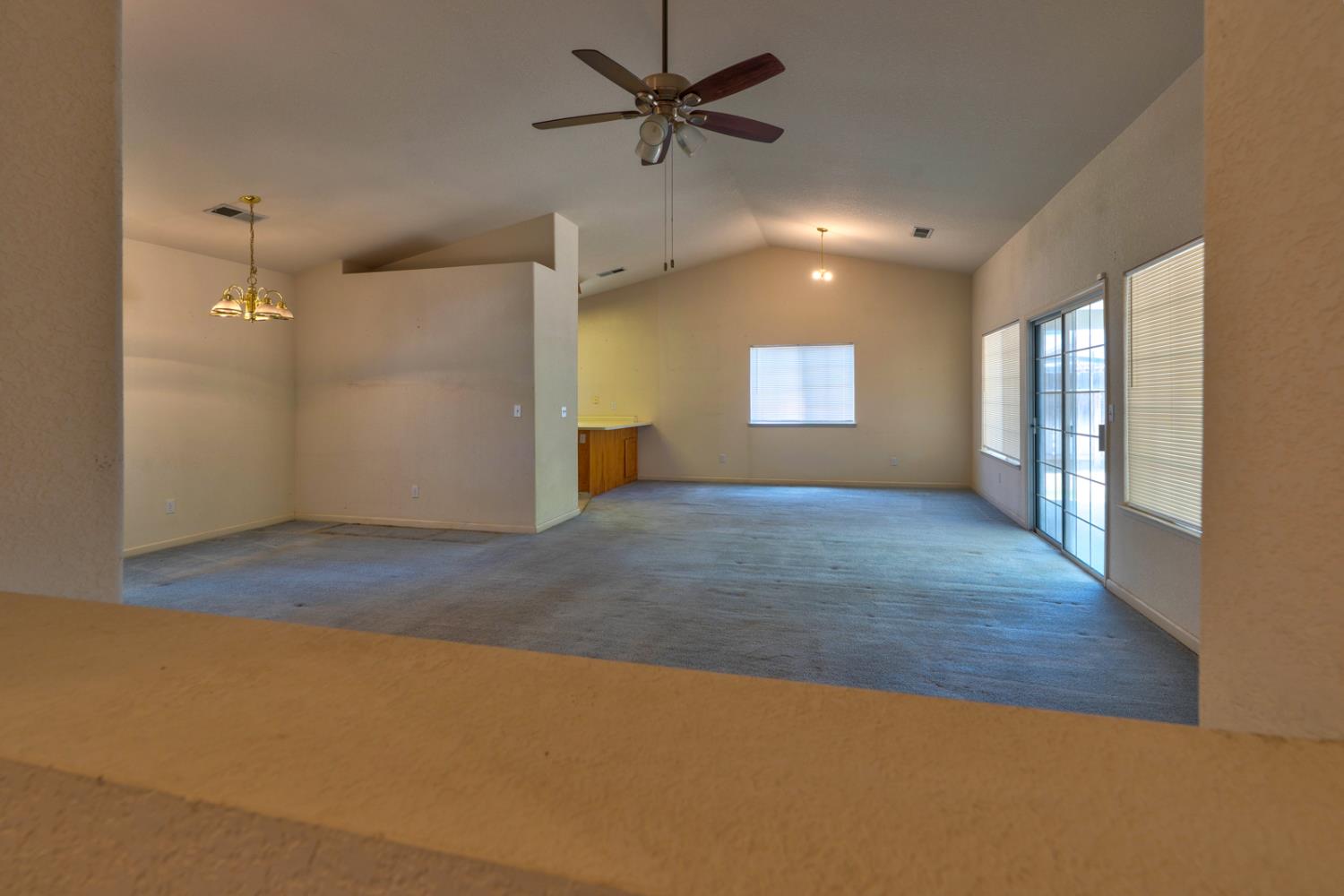 205 Clipper Ct, Atwater, CA 95301