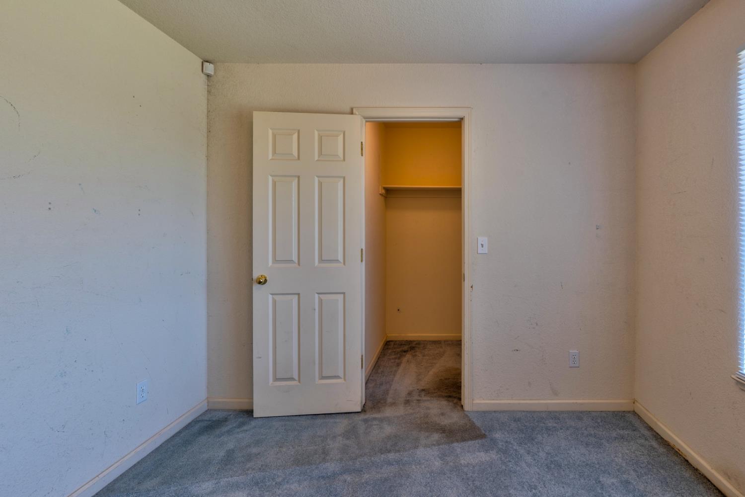 205 Clipper Ct, Atwater, CA 95301