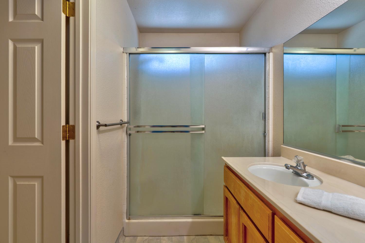 205 Clipper Ct, Atwater, CA 95301