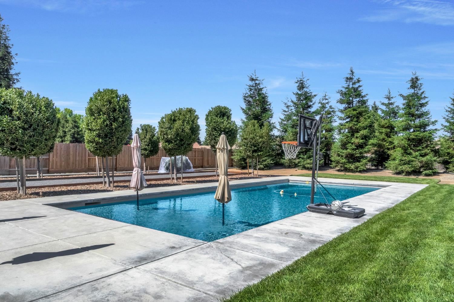 6231 Jake St, Atwater, CA 95301