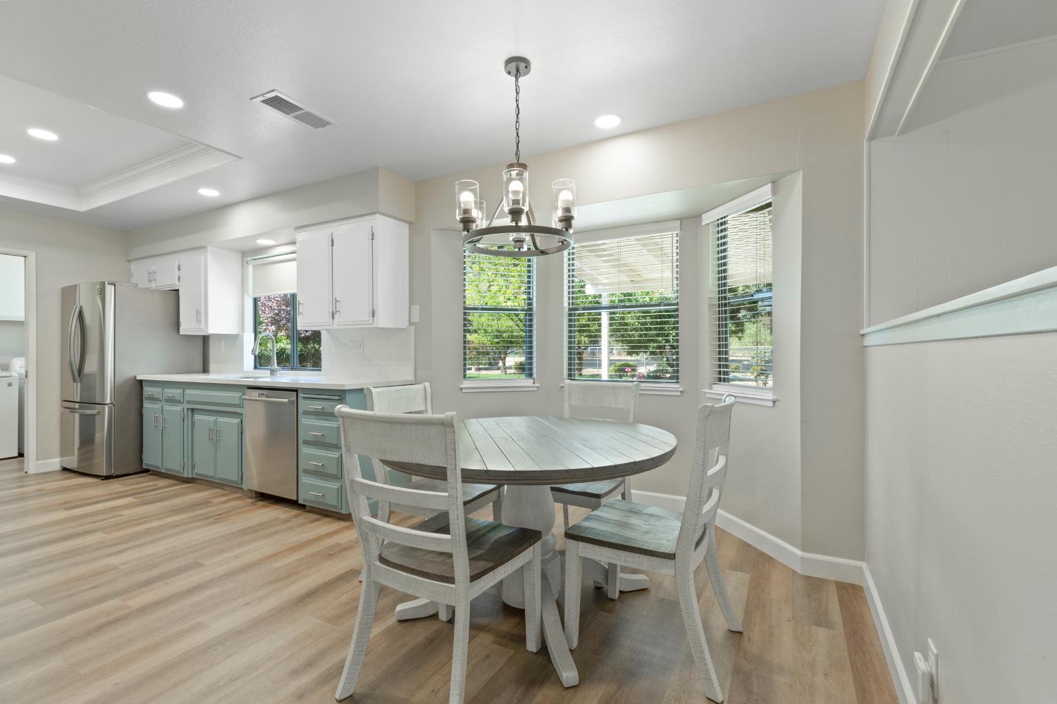 5607 Celestial Dr, Atwater, CA 95301