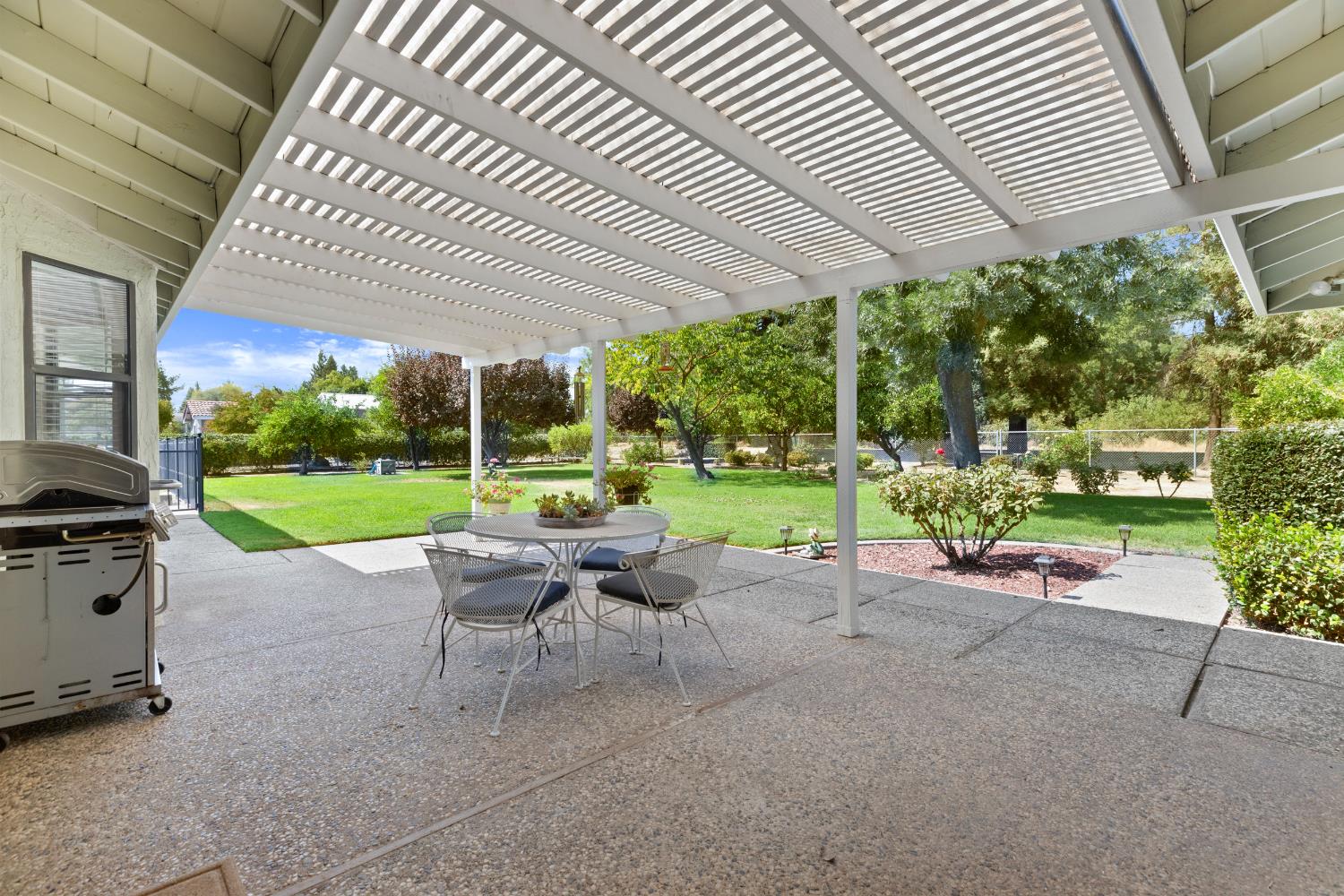 5607 Celestial Dr, Atwater, CA 95301
