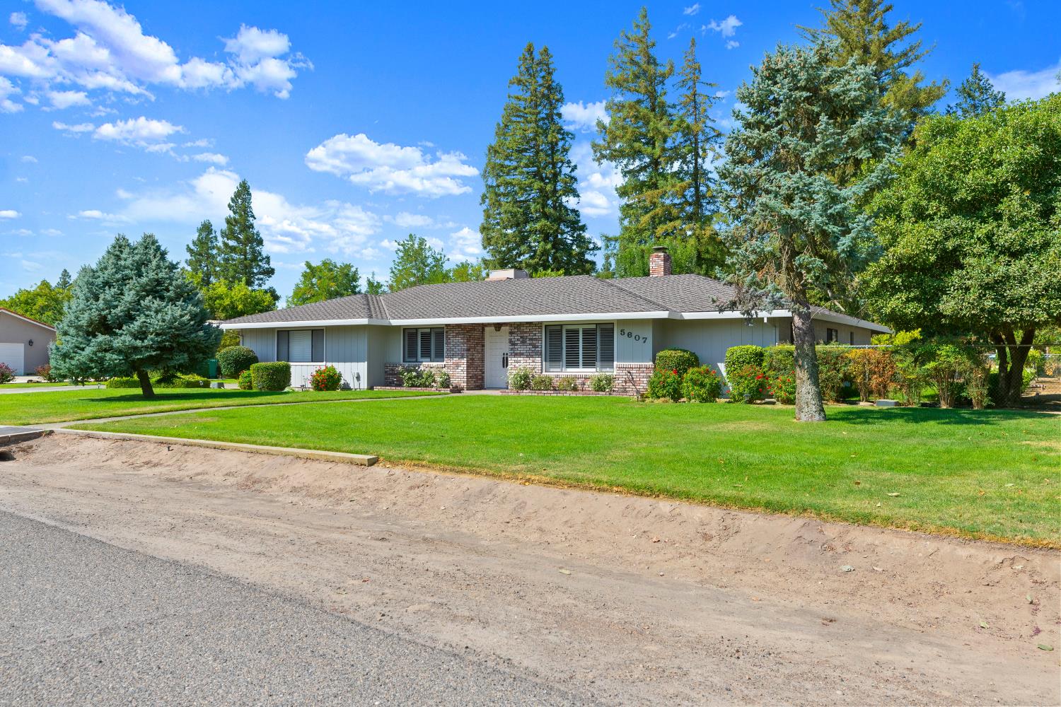 5607 Celestial Dr, Atwater, CA 95301
