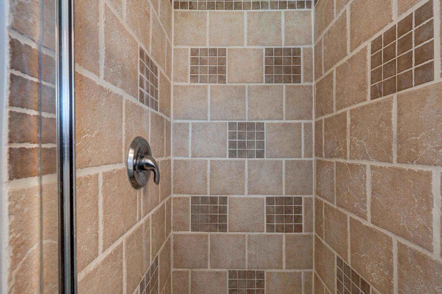 2310 Linden St, Atwater, CA 95301