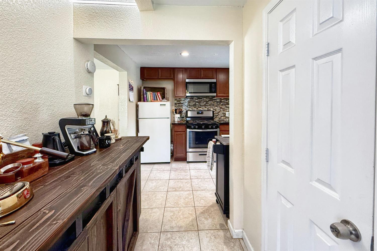 2638 Valley Dr, Atwater, CA 95301