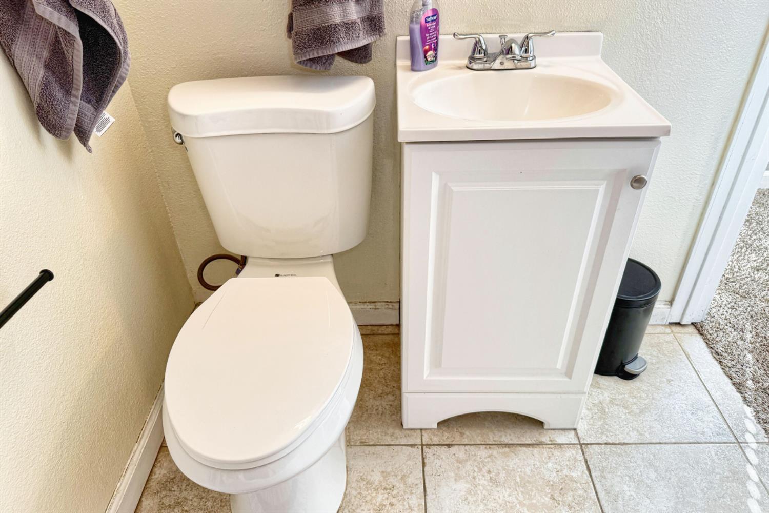 2638 Valley Dr, Atwater, CA 95301