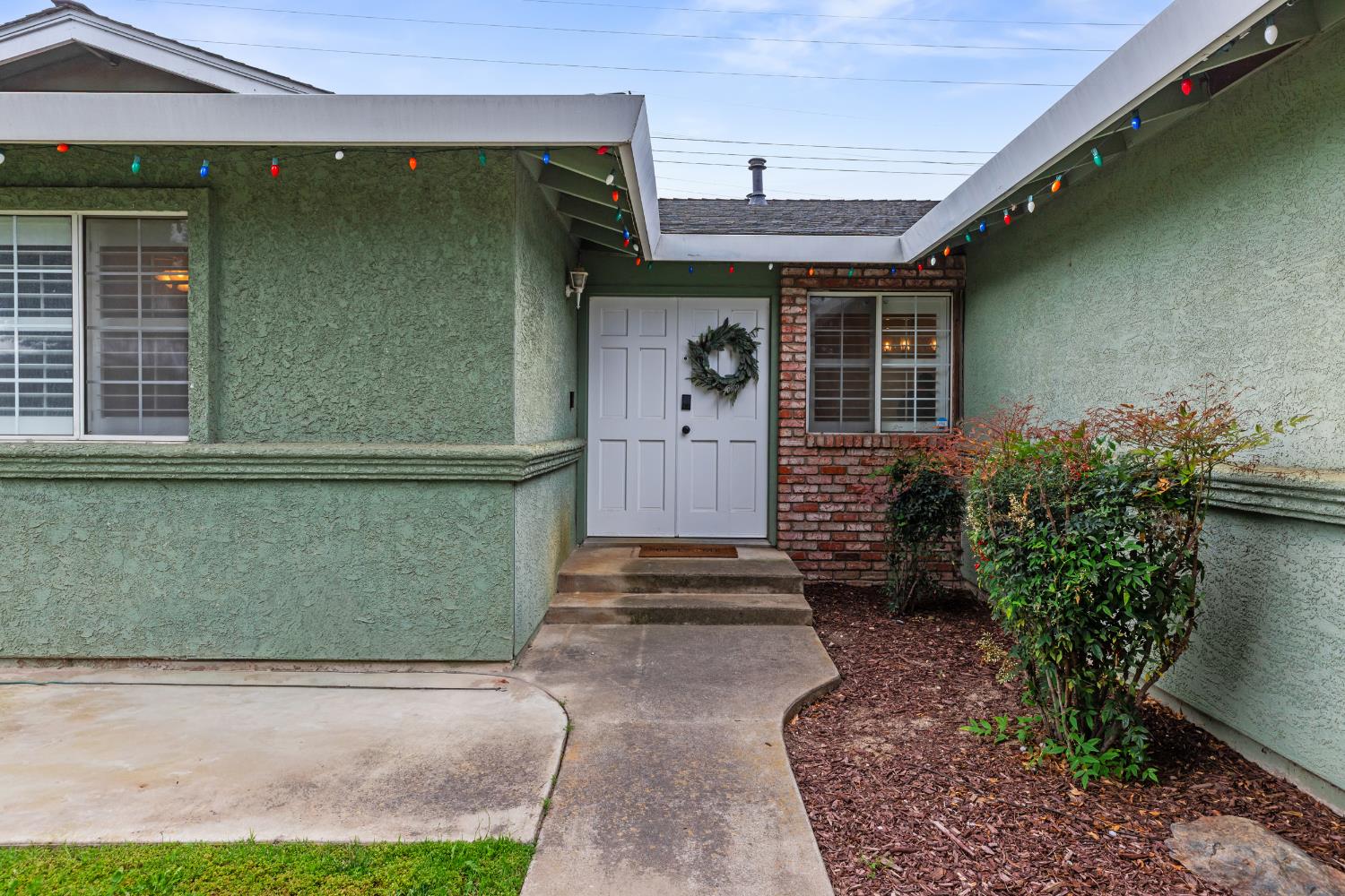 2412 Brodalski St, Atwater, CA 95301